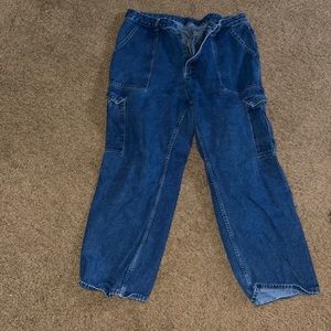 baggy cargos